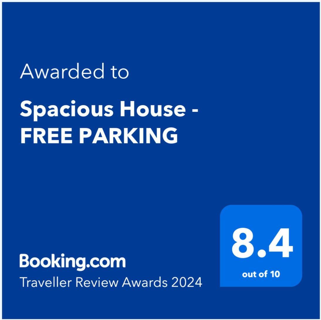 Entire 3 Bedroom House- Free Parking リヴァプール エクステリア 写真